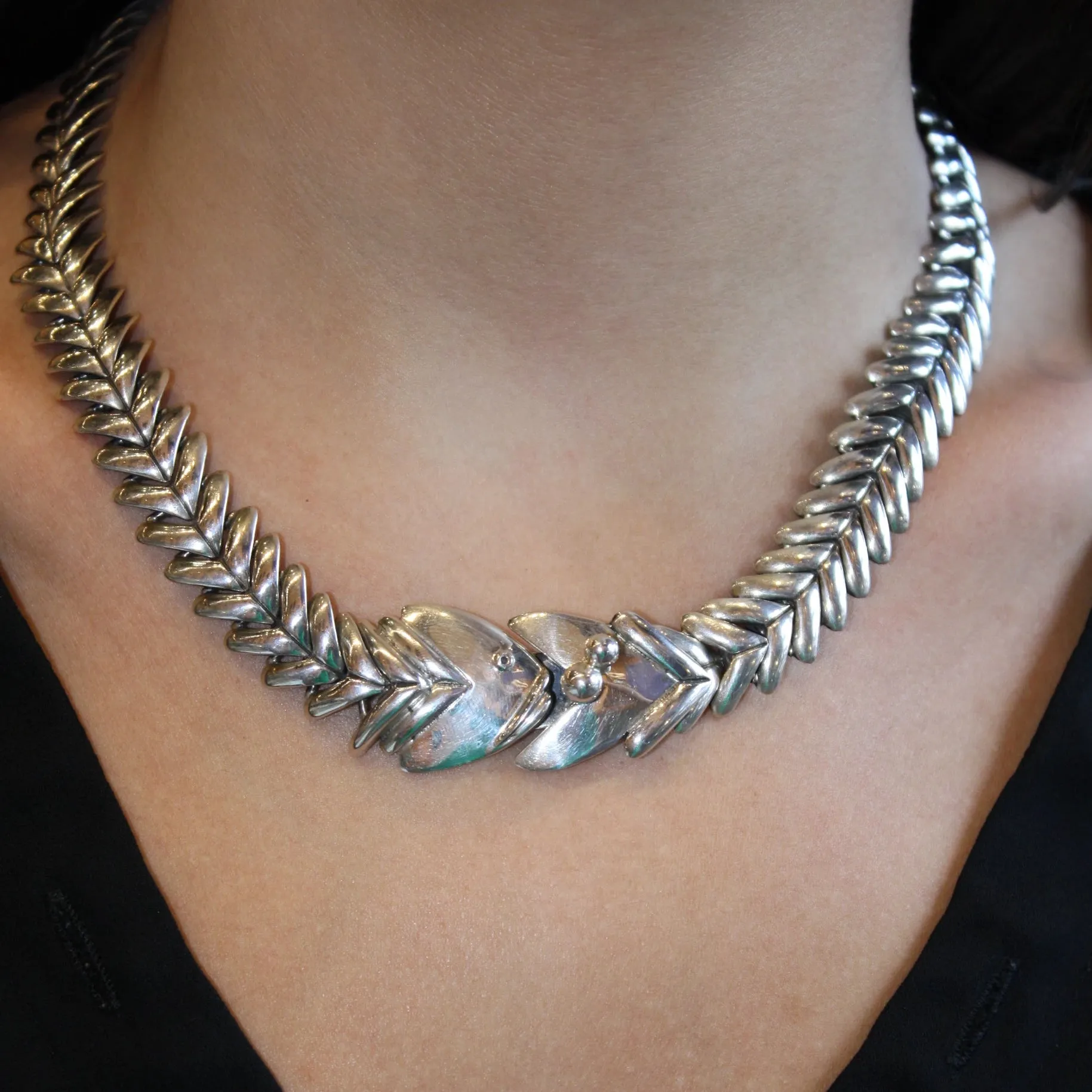 108 SMALL FISH BONE NECKLACE