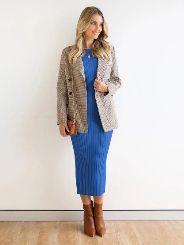 Chic Sleeveless Ribbed Bodycon Dress with Modern Elegance