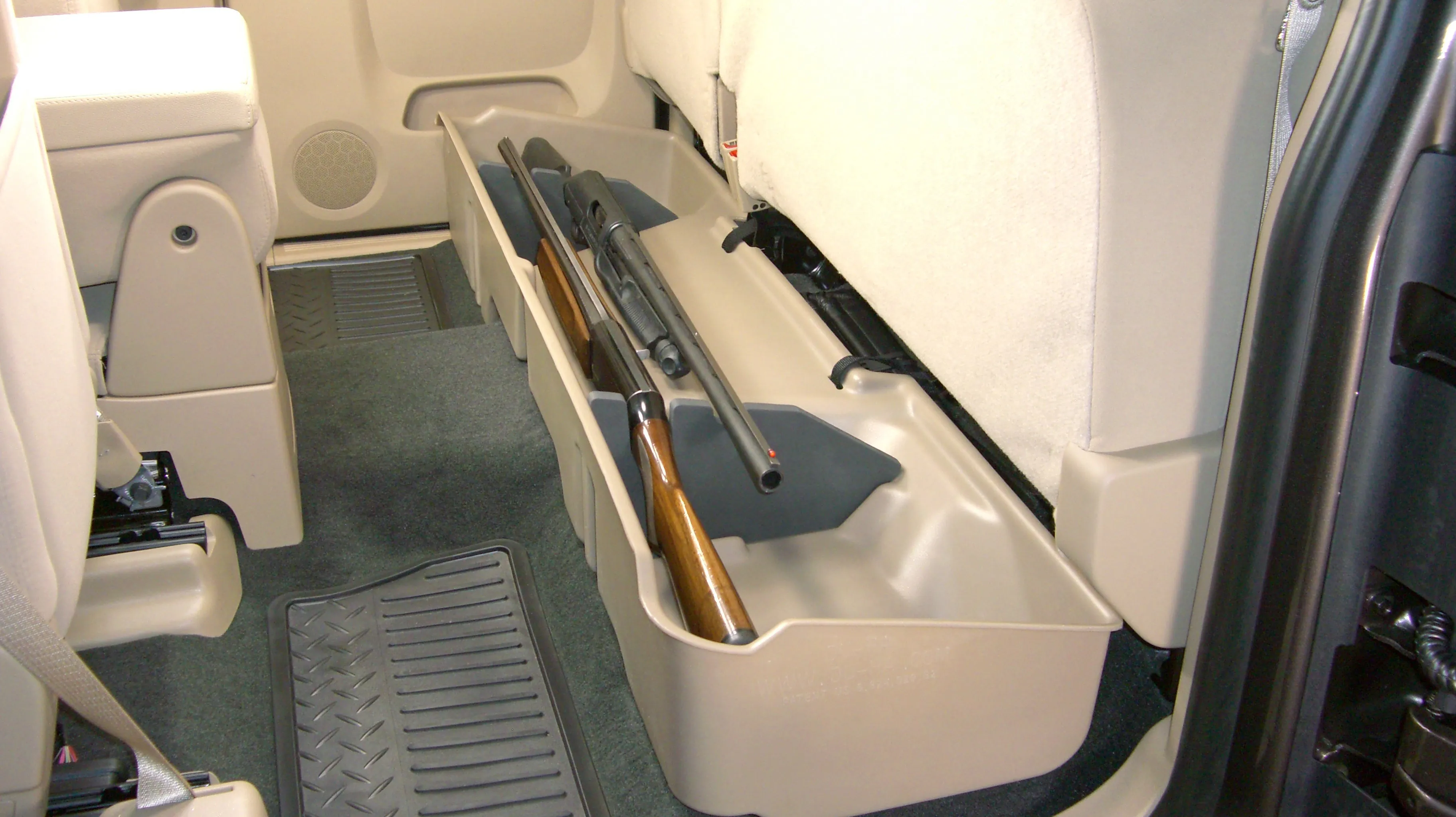 DU-HA 10045 DU-HA® Interior Storage/Gun Case; Incl. Gun Rack/Organizer; Dark Gray;