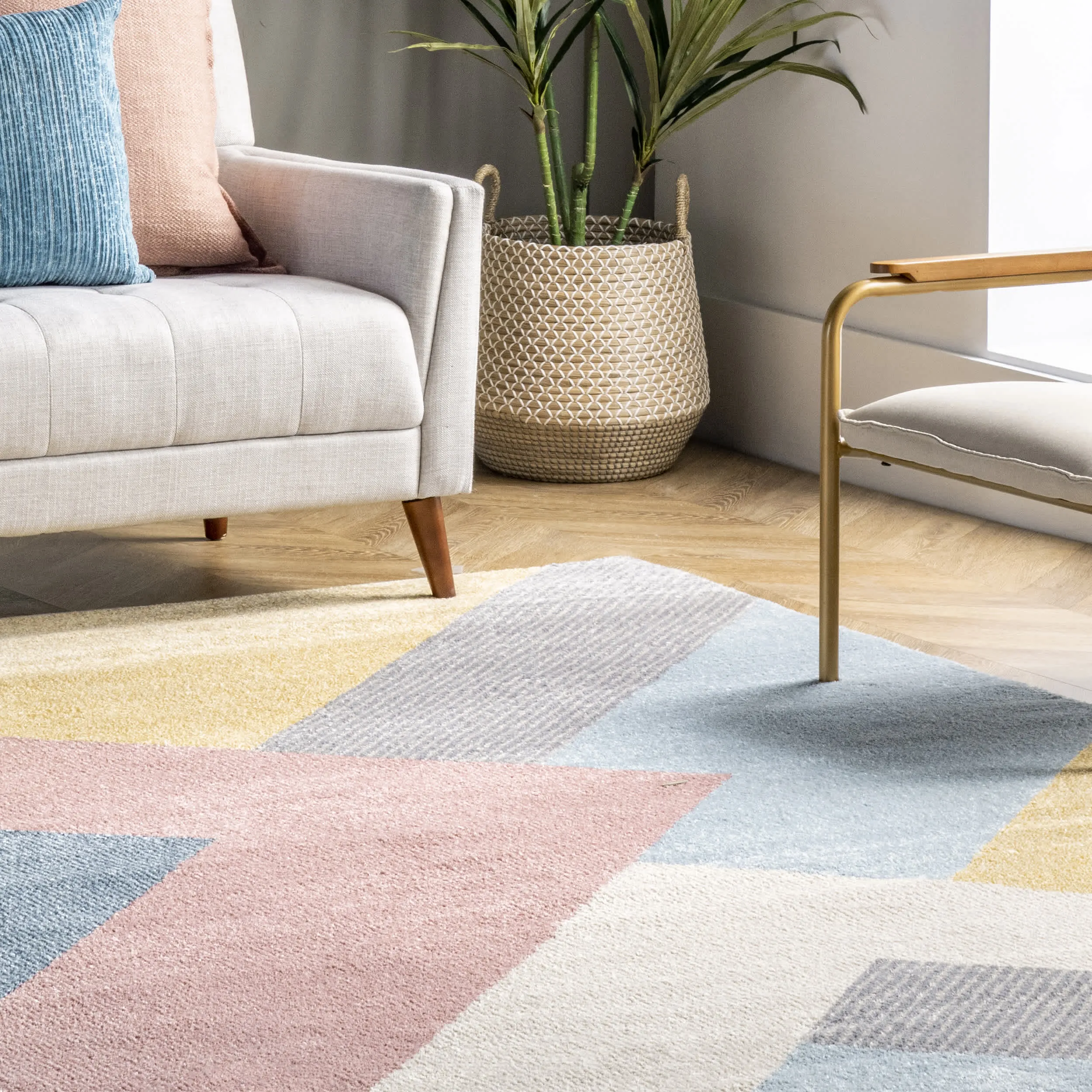 Selina Abstract Modern Area Rug