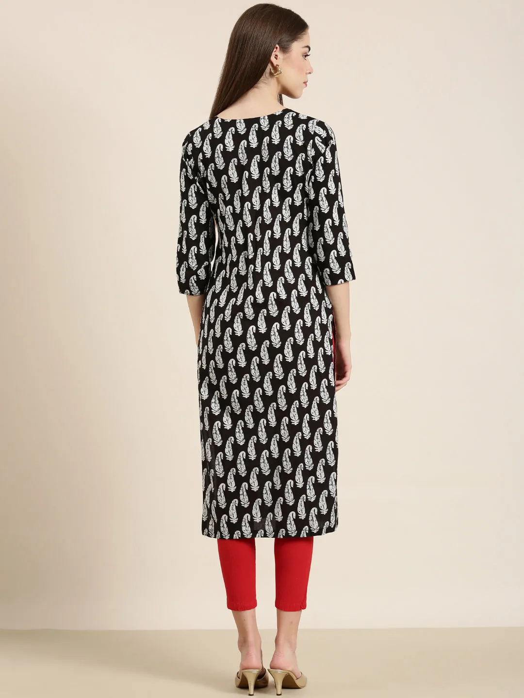Women Black Printed Straight Kurta